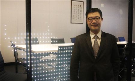 지스마트글로벌, 전문경영 본격화