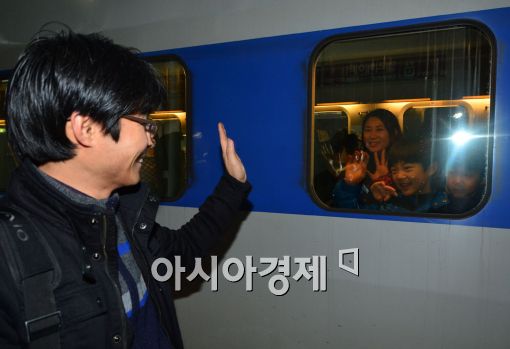 [포토]'아빠도 빨리 갈게' 