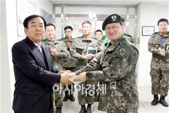 김준성 영광군수, 설 명절 맞아 군·경 초소 위문