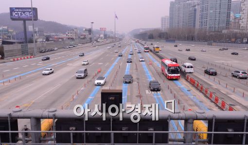[포토]한산해지는 경부고속도로