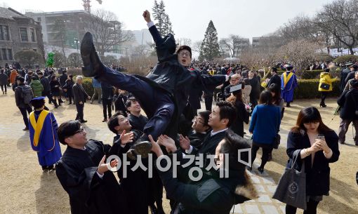 [포토]'졸업해서 행복해요~'