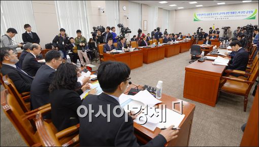 [포토]취재진 몰린 '김영란 법' 공청회