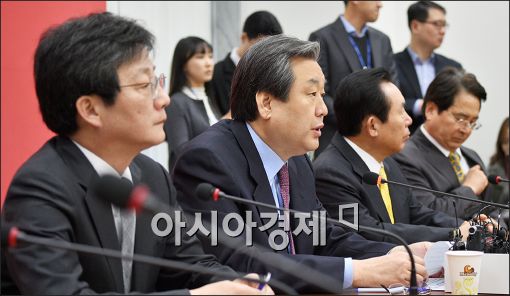 [포토]발언하는 김무성 대표