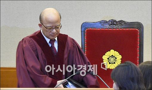 [포토]헌법재판소, 간통죄 '위헌' 결정