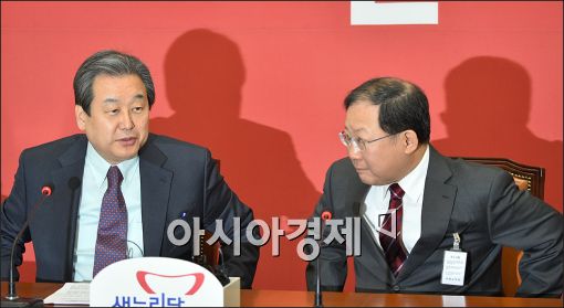 [포토]박병원 경총 회장 만나는 김무성 대표