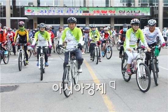 정읍시는 자전거이용 활성화 시책의 일환으로 올해도 전시민을 대상으로 하는 ‘시민 자전거 보험’에 가입했다.
