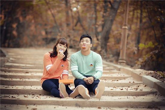 한국 레슬링의 첫 번째 '부부 국가대표'가 된 공병민과 이신혜의 웨딩사진