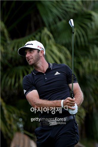 [캐딜락 이모저모] 존슨과 홈스 "연속 홀인원"