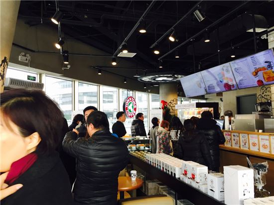 탐앤탐스, 중국 베이징 입성