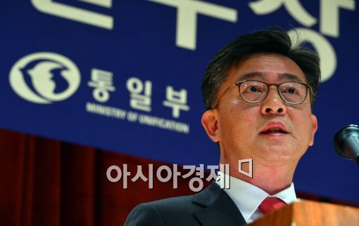 취임 100일 홍용표 "남북관계 답답…책임감 느낀다"