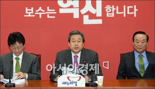 [포토]발언하는 김무성 대표