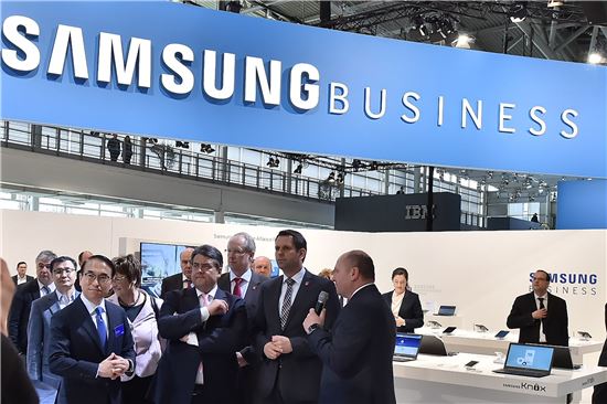 삼성전자, 'CeBIT2015' 참가…"기업 사물인터넷 시대 연다"