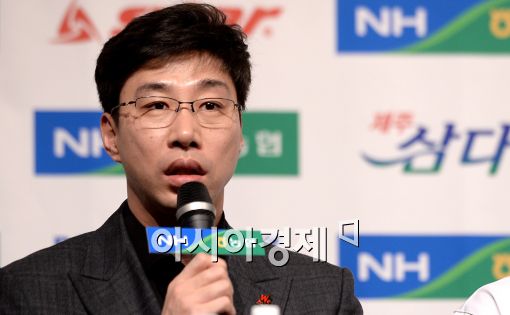 [포토]각오 말하는 김세진 감독