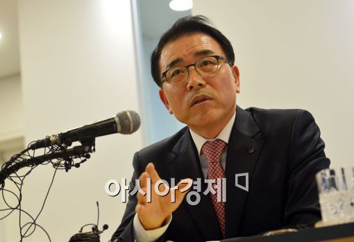 [포토]조용병 신임 신한은행장 취임 기자간담회 