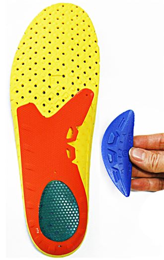 아웃도어 '봄 장사' 아이디어 신발 경쟁 '후끈' 