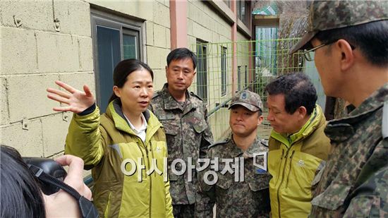 권은희, 무등산 공군방공포대 기름유출 현장 방문