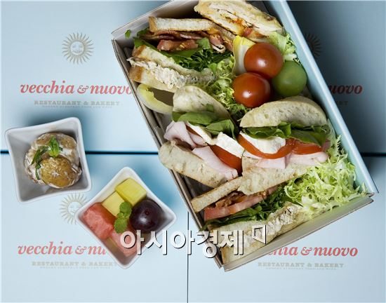 피크닉 속 '작은사치'…호텔 도시락 '인기'
