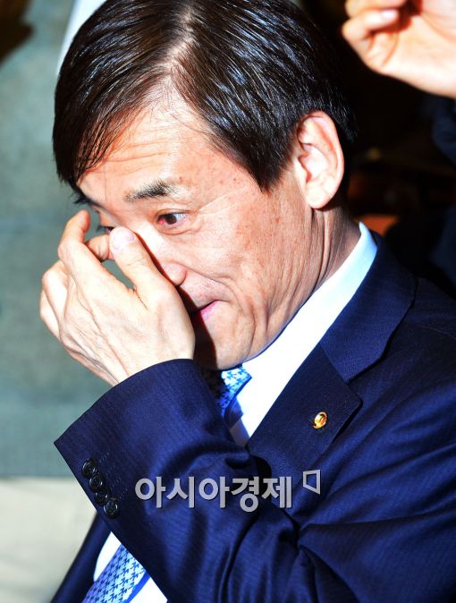 [포토]이주열 한은 총재, '한국경제 아직 꽃샘추위' 