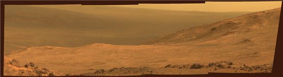 ▲오퍼튜니티가 전송해 온 화성의 지표면.[사진제공=NASA]