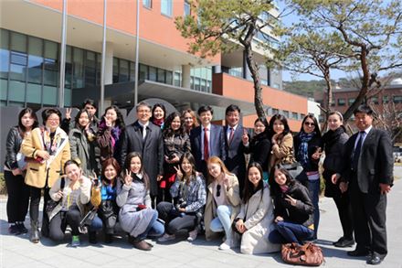 카자흐스탄 학생들, 방송대서 원격교육시스템 체험