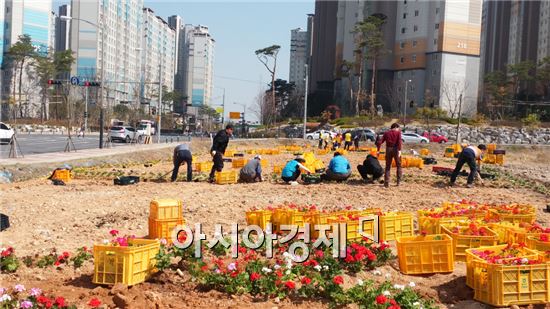 떠오르는 삶의 터! 명품신대 우리가 만들어 가요