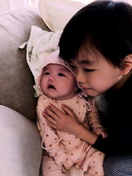 권상우, 생후 3개월 된 딸 최초 공개 "리호·룩희 heart"