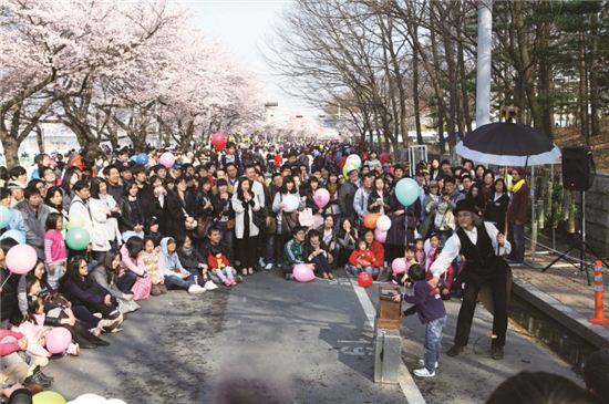제11회 영등포 여의도 봄꽃축제  4월10일 팡파르