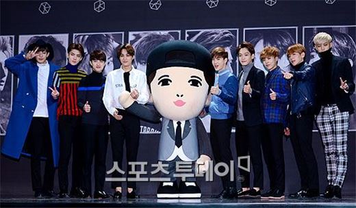 엑소, '엑소더스(EXODUS)' 컴백 기자회견…레이 인형 정체는?