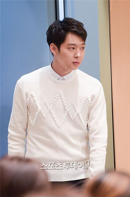 박유천, '루시드 드림' 첫 촬영…또 한번 시상식 싹쓸이?