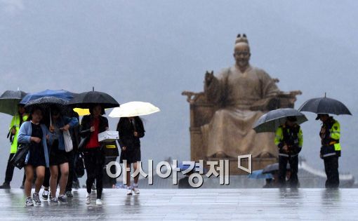 [포토]'비가 오네~'