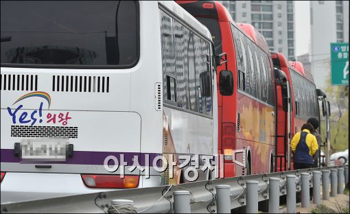 [포토]여의도는 불법주차(?) 중