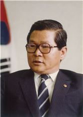 1983년 미얀마 아웅산테러로 순직한 故 김동휘 상공부 장관(사진제공=서울대)
