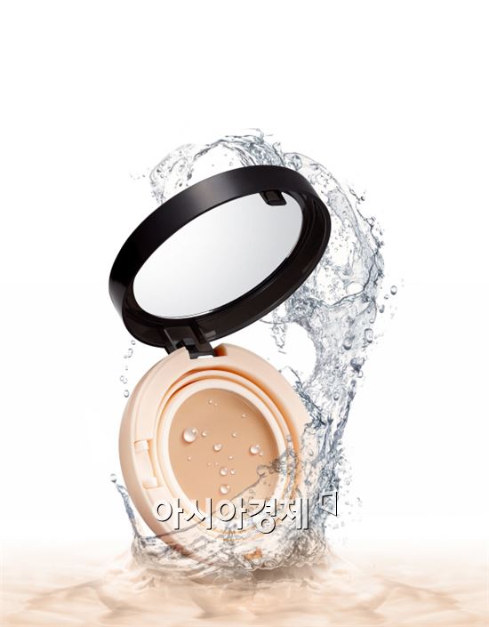 토니모리, 비씨데이션 샘물 팩트 출시