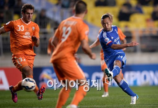 [포토]정대세, '과감한 슈팅'