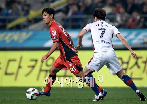 [포토]박주영, '어디로 줄까'