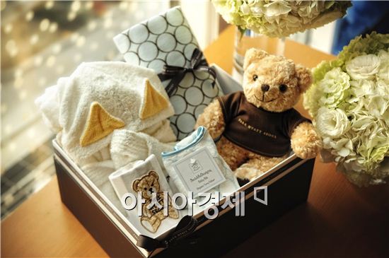 유아용품, 호텔로 간 까닭은