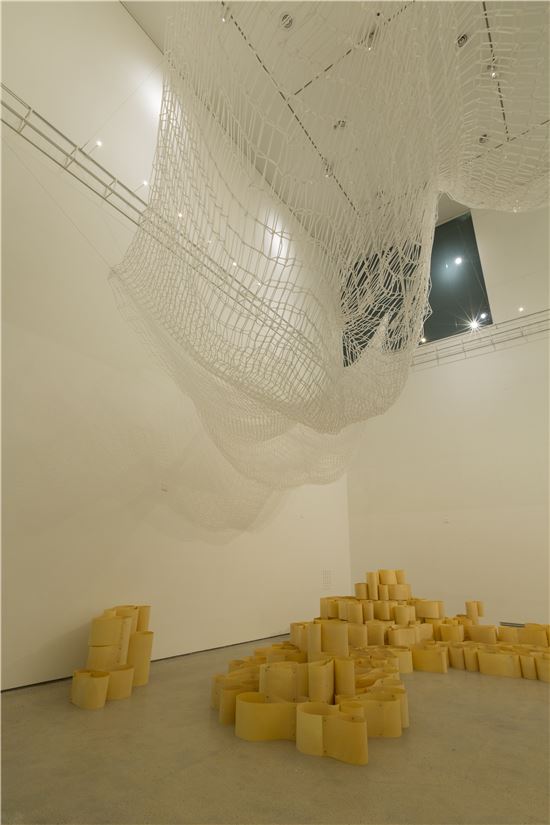 지니서, 유선사