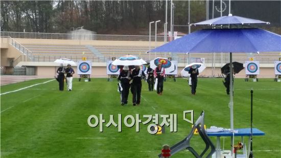 [이종길의 스피드건]차라리 바늘구멍을 뚫지…극한체험, 양궁대표팀 선발