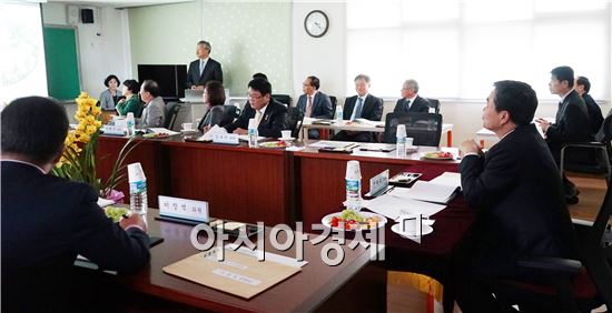 전라남도의회 교육위원회, 장성백암중 현지 방문