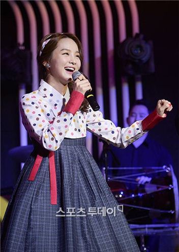 '국악소녀' 송소희, 소송 깔끔히 정리했다더니…형사 고소?