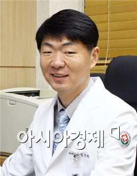 전남대 의대 김성완 교수