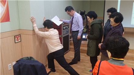 서울시, 일대일 교육으로 노인 낙상사고 막는다