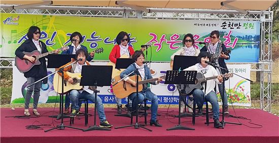 거리에서 펼쳐지는 다채로운 문화행사