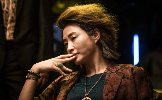 "'캐릭터'로 승부한다"…영화 '차이나타운'의 김혜수