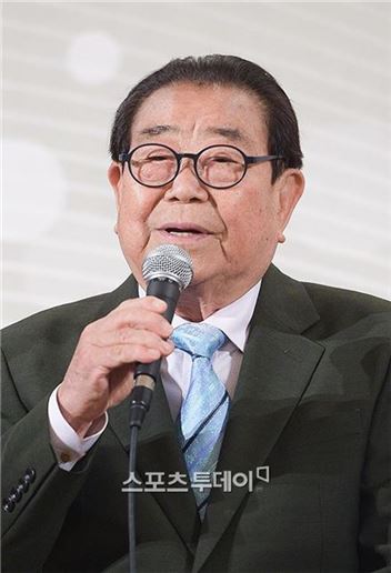 방통심의위 “송해, 전국노래자랑…품위유지 위반” 권고