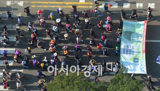 [포토]최저임금 1만원을 보장하라! 