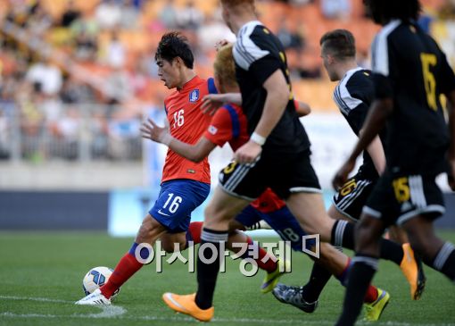 [포토]한찬희, '골을 향해'