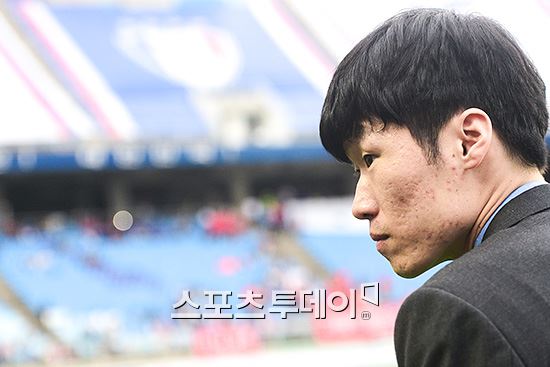 [포토]JS컵 박지성, 후배들 바라보는 강렬한 눈빛
