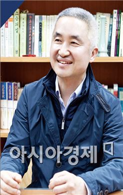  서강대학교 최진석 교수