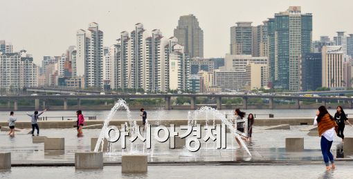 [포토]'입하맞이 물놀이'